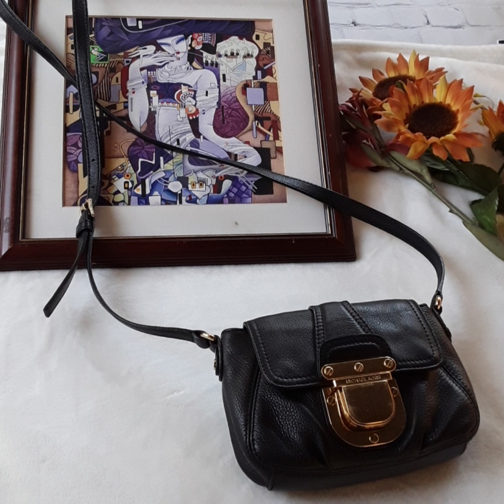 SOLD LOCALLY Michael Kors crossbody bag